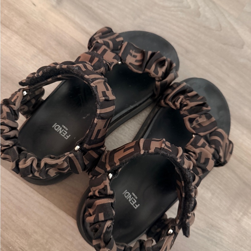 Fendi Black and Brown Ruffle Sandals